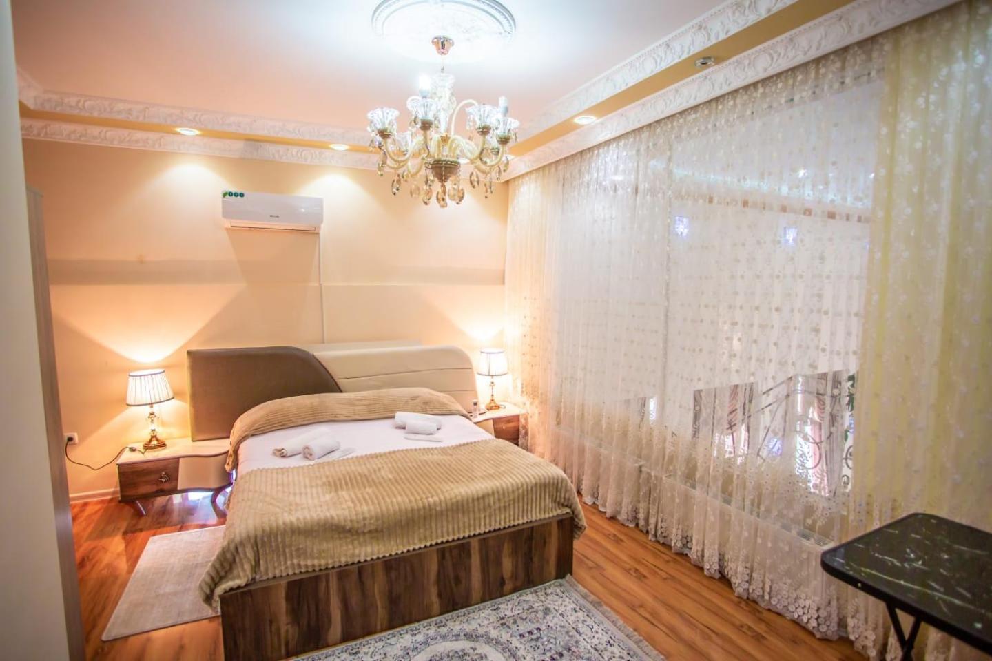 Hotel Caravan Palace Kutaisi Zewnętrze zdjęcie